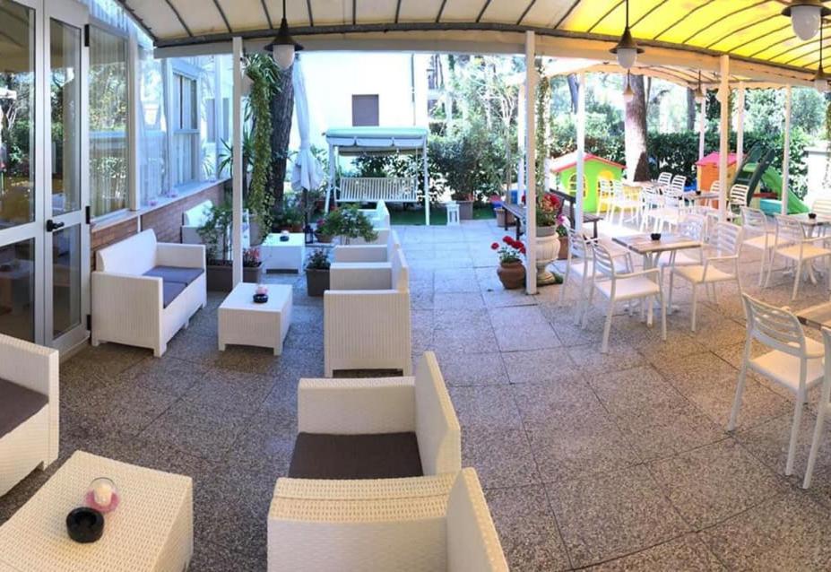Hotel Fiorenza Milano Marittima Exterior photo